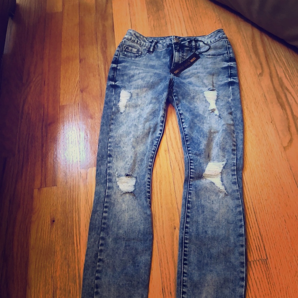 NWT Refugee skin tight jeans